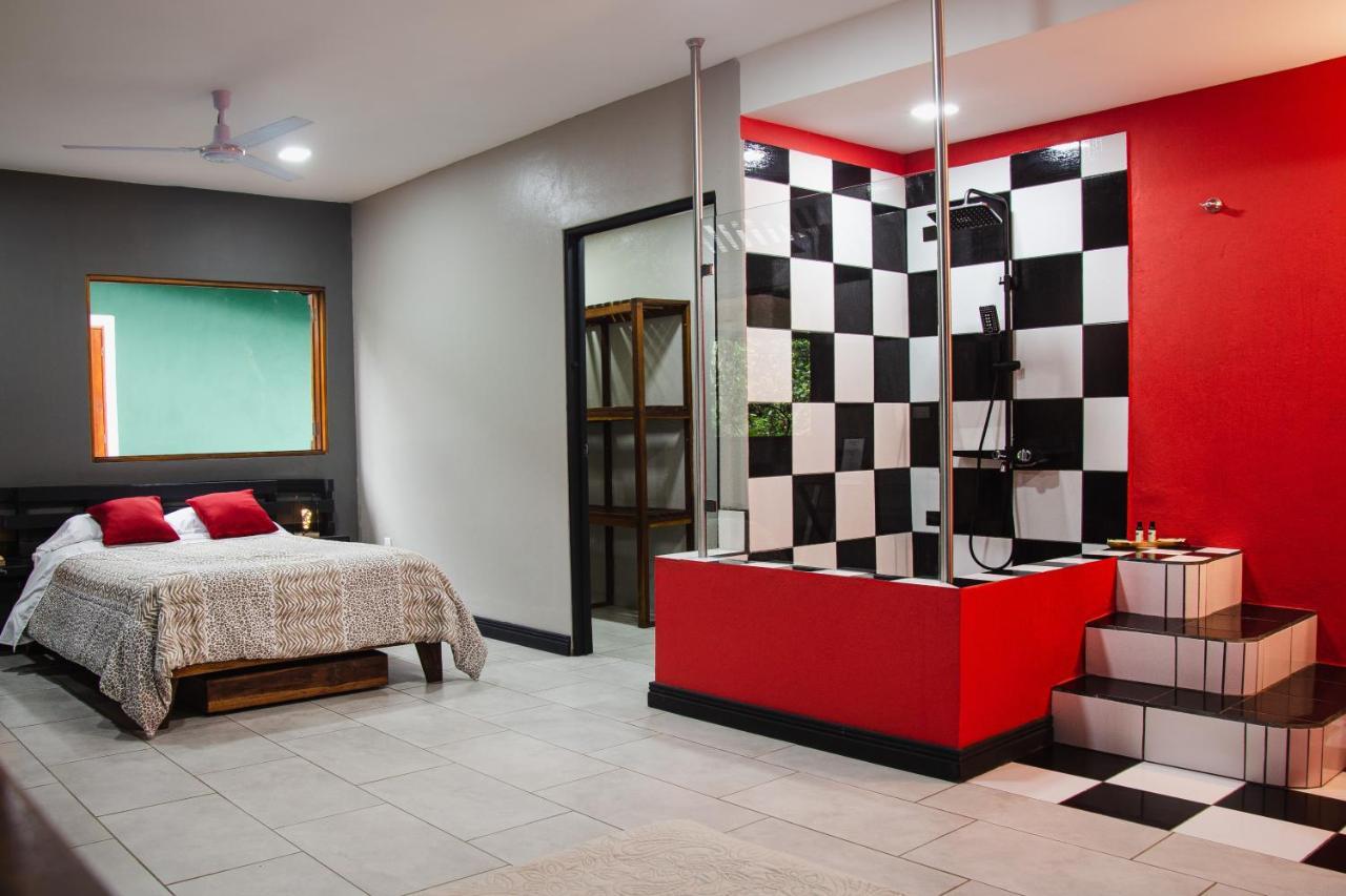 Hotel Boutique The Green Jungle House Puerto Viejo de Talamanca Экстерьер фото